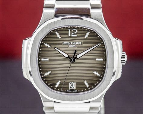 patek philippe 7118/1a-011|7118 1a nautilus.